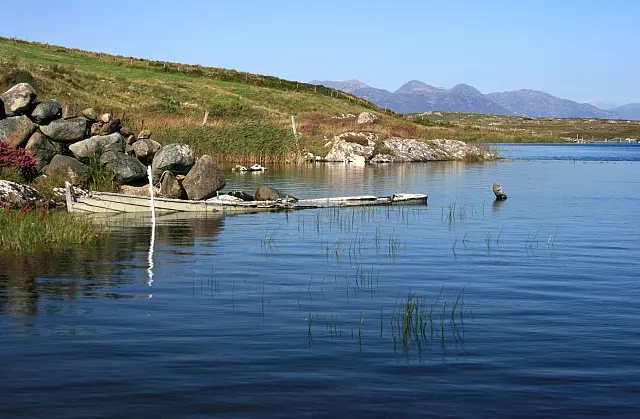 Maumeen Lough