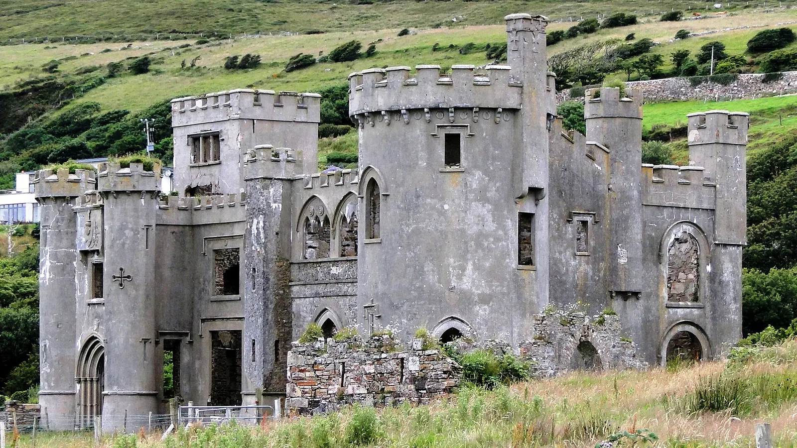 Ruins of Clifden Castle viewed from the southeast
