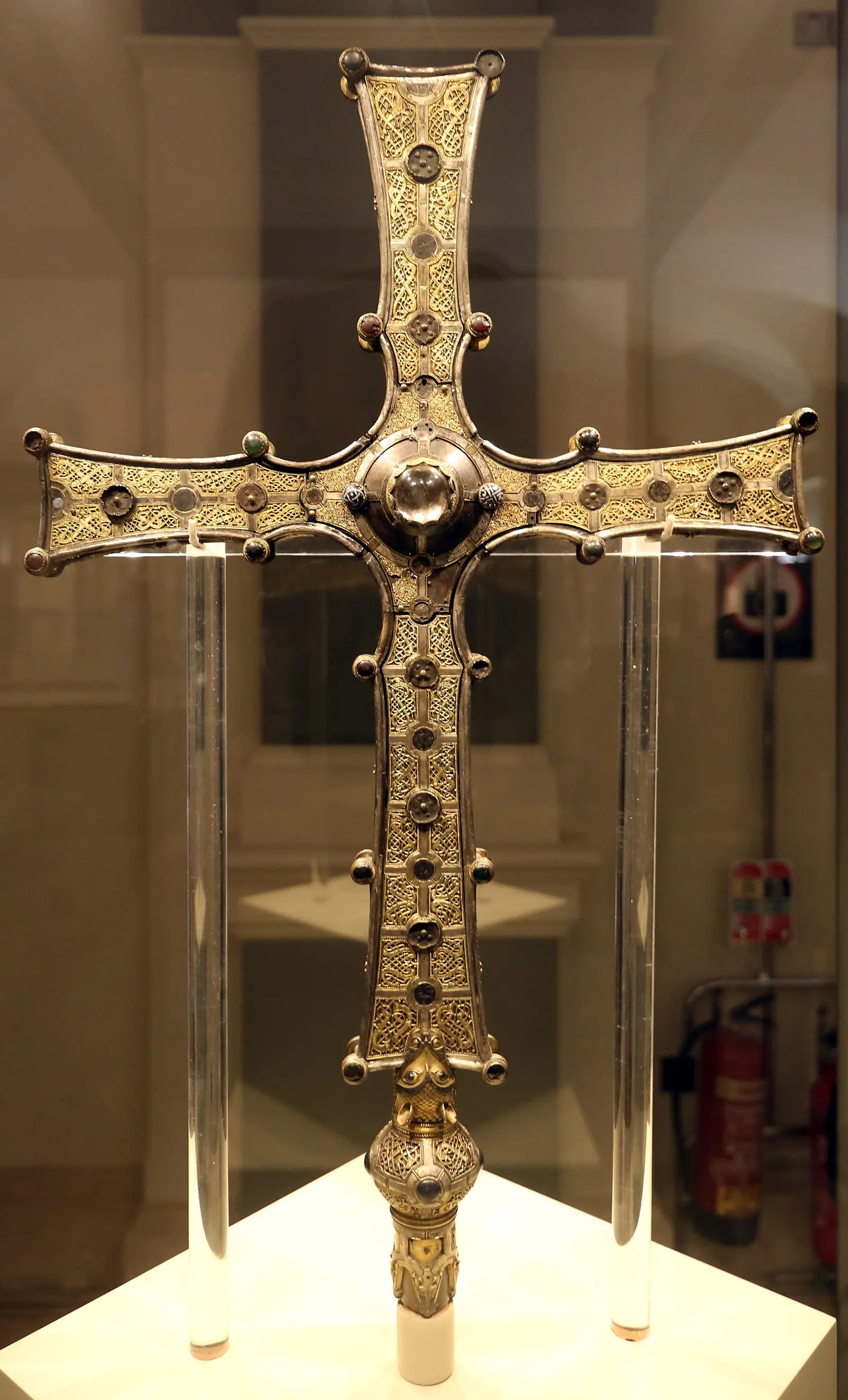 Cross of Cong