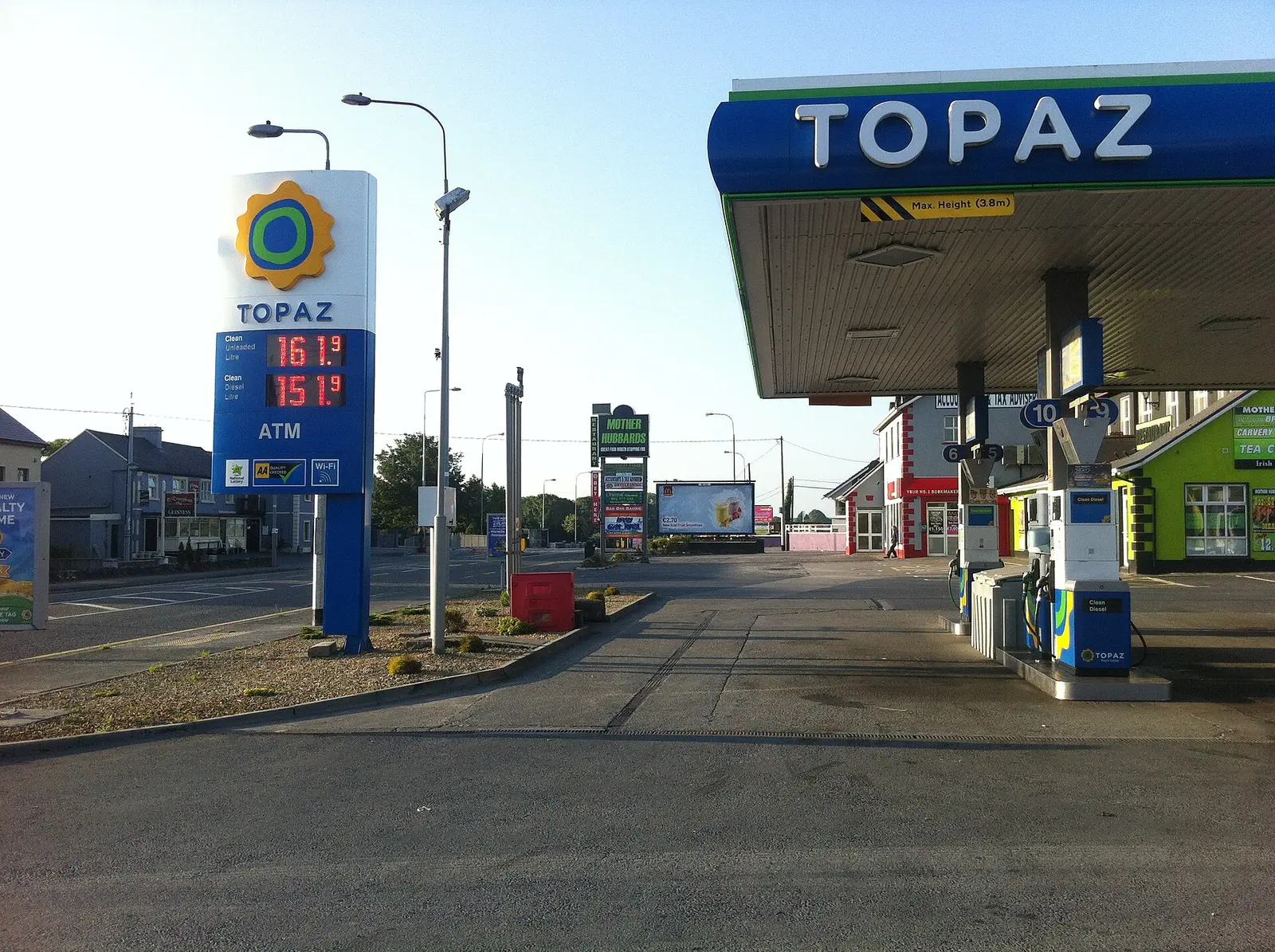 Petrol station and businesses along N18, Kilcolgan