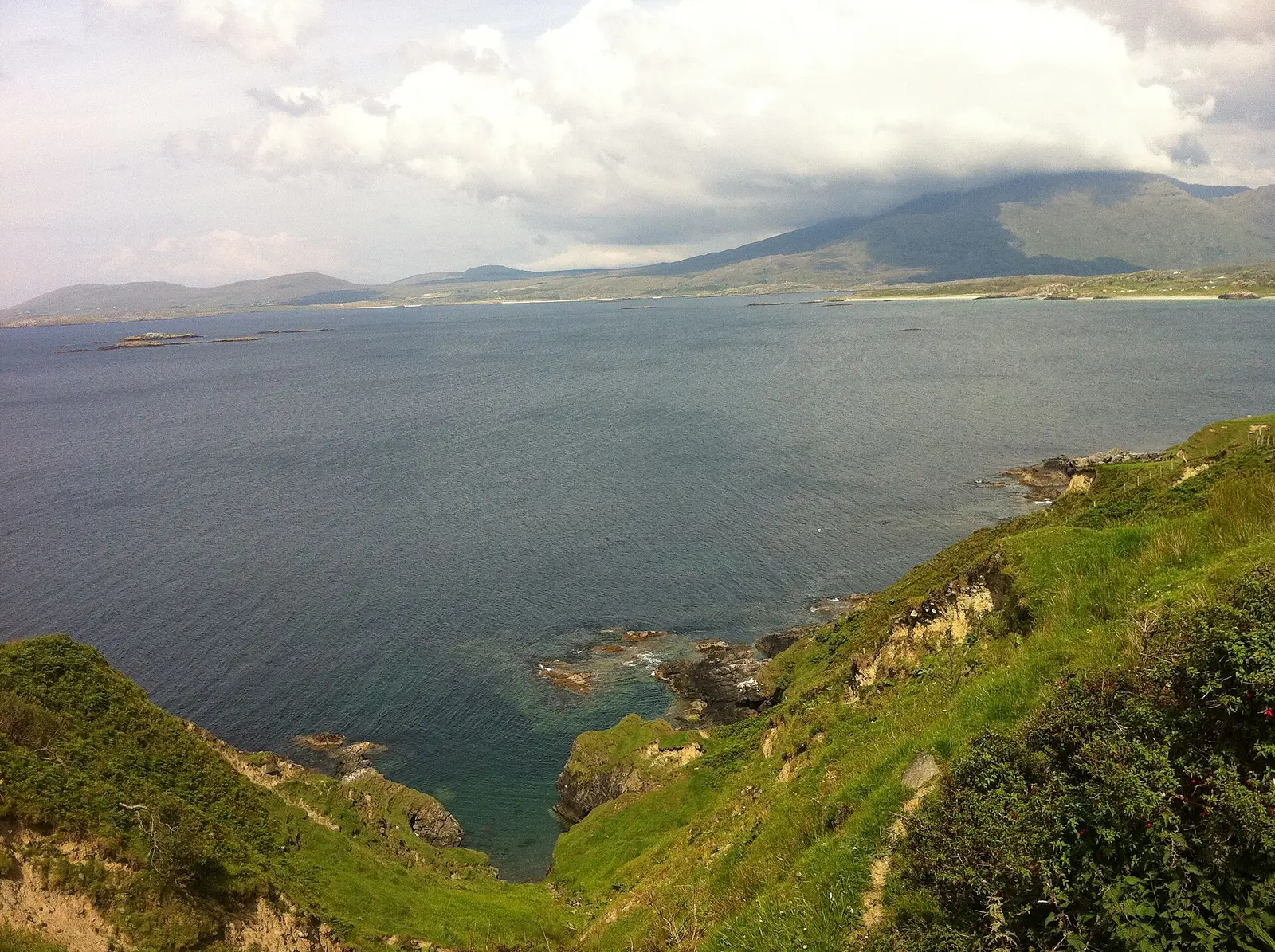 Beautiful bay on road to Leenaun