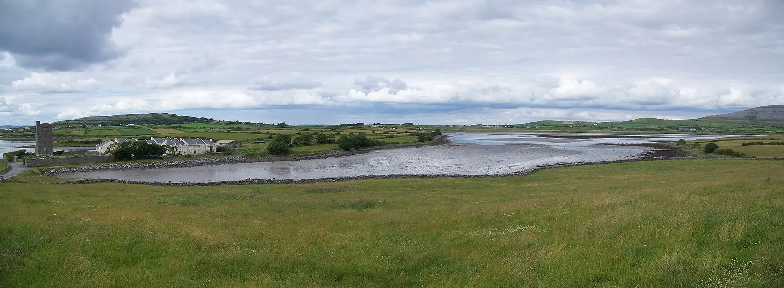 Panoramic view near Shanmuckinish Castle (Oranmore, County Galway, Ireland)