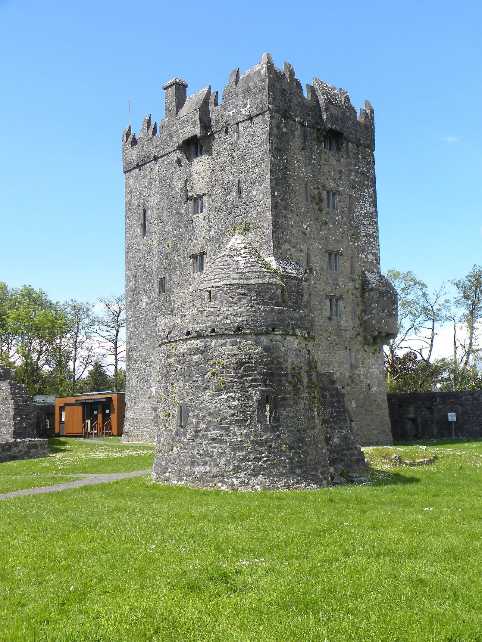Aughnanure Castle