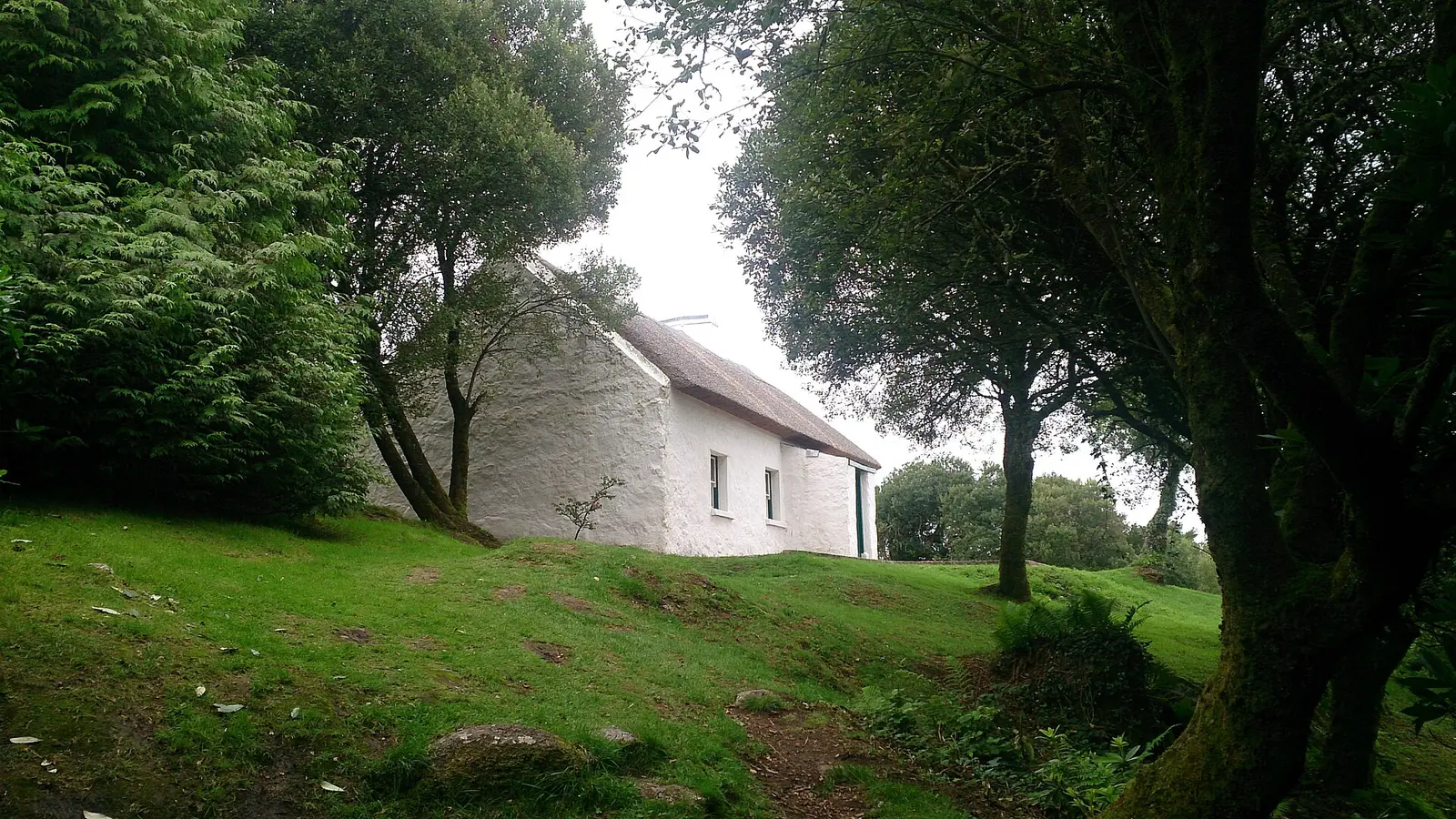 Pearse's Cottage, Gortmore, Rosmuc. Gallaimh.