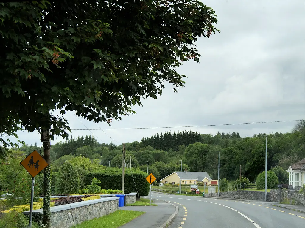 Rosscahill, Clifden Road