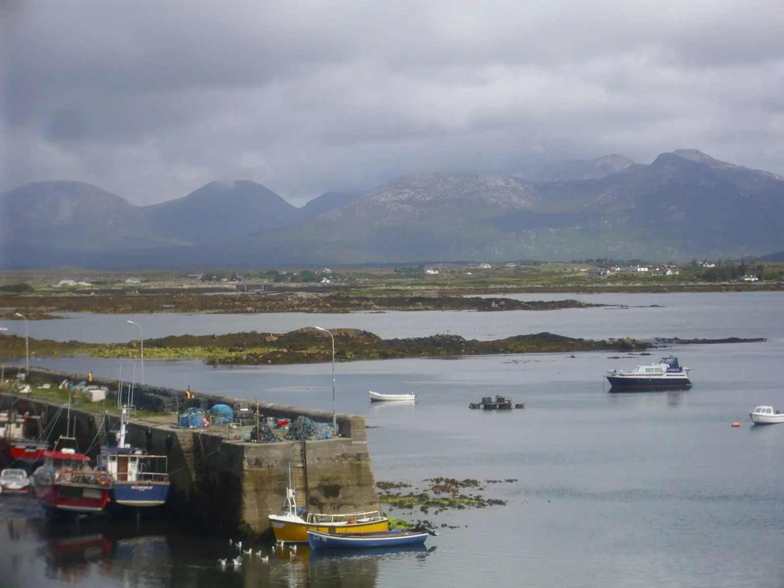 Li portu in Roundstone (Irland)